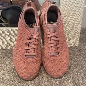 APL rose gold techloom Phantom shoes size 7
